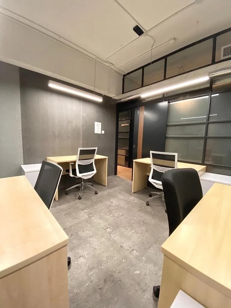 Metro Workspace Private Offices at Sea View Estate