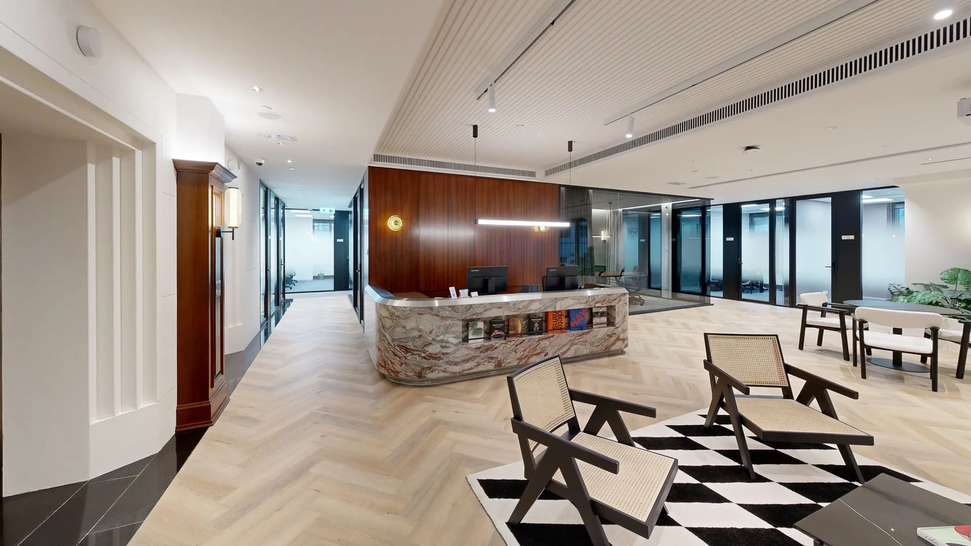 9 Queen's Road Central